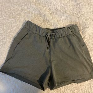 Lululemon shorts 3” shorts